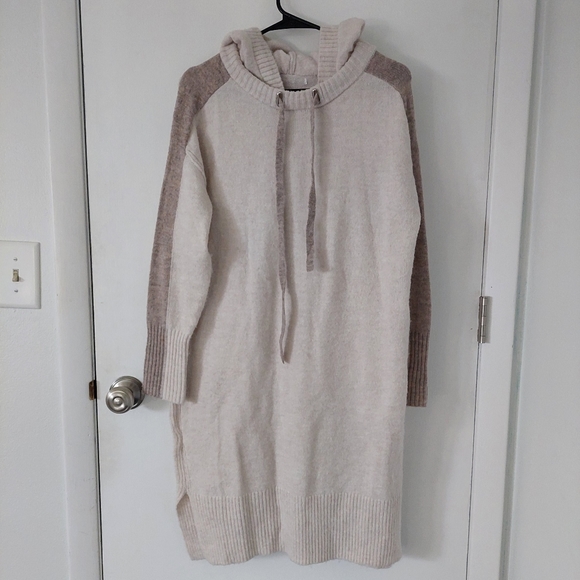 Lord & Taylor Racing Stripe Hoody Dress - Picture 4 of 10